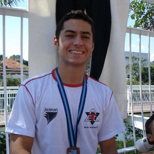 Portrait of Ítalo Manzine