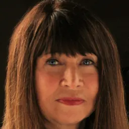 Portrait of Dee Dee Phelps