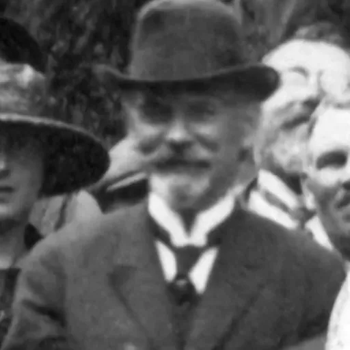 Portrait of Carlos Weiderhold