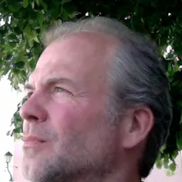 Portrait of Stephan Reimertz