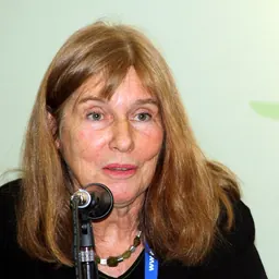 Portrait of Florence Hervé