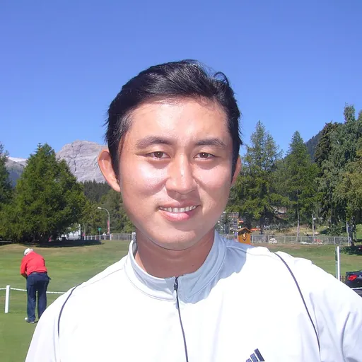 Portrait of Lee Sung