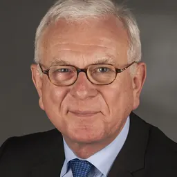 Portrait of Hans-Gert Pöttering