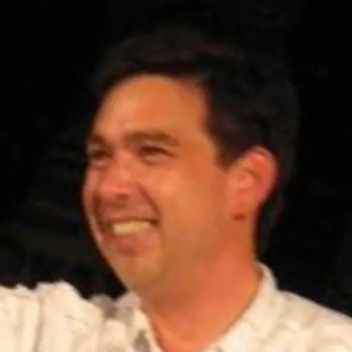 Portrait of Ralph Recto