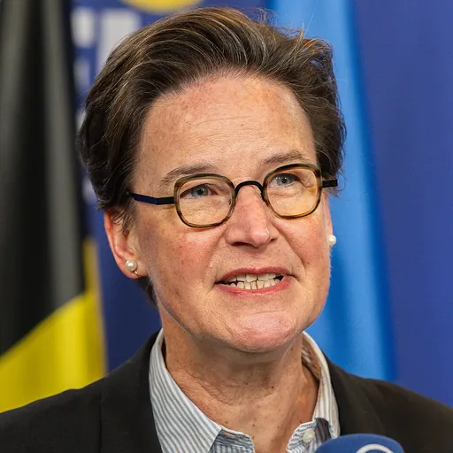 Portrait of Verena Ross
