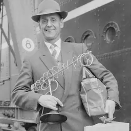 Portrait of Saul Goldsmith