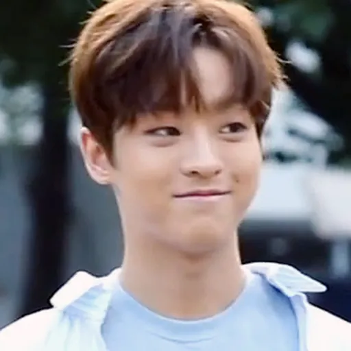 Portrait of Lee Tae-vin