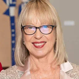 Portrait of Michele Hine