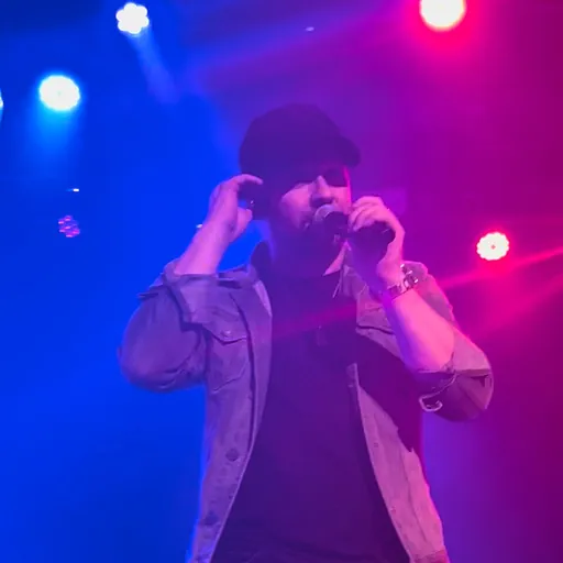 Portrait of Shawn Austin