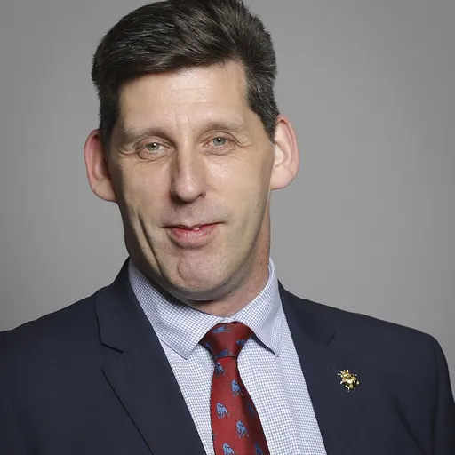 Portrait of Ian Duncan