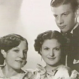 Portrait of Myrna Mores