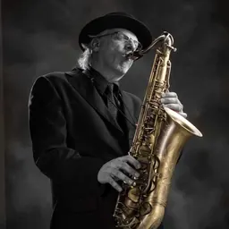 Portrait of Doug Lawrence