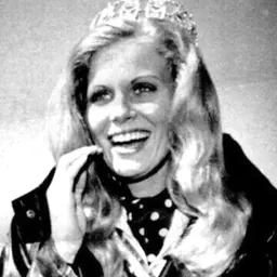 Portrait of Karen Morrison-Comstock