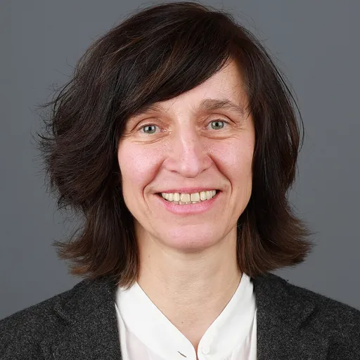 Portrait of Carola Bluhm