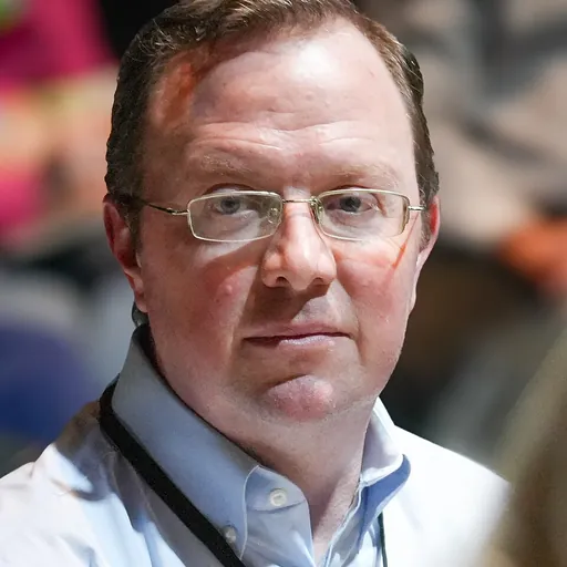 Portrait of Matthew Quirk