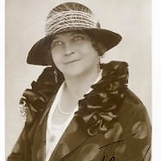 Portrait of Margarete Kupfer