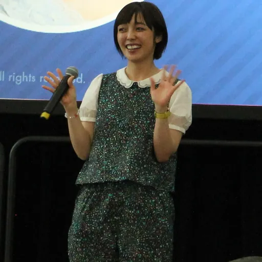 Portrait of Satomi Satō