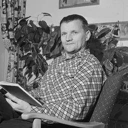 Portrait of Osvald Harjo