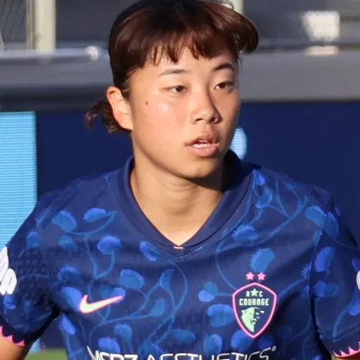 Portrait of Uno Shiragaki