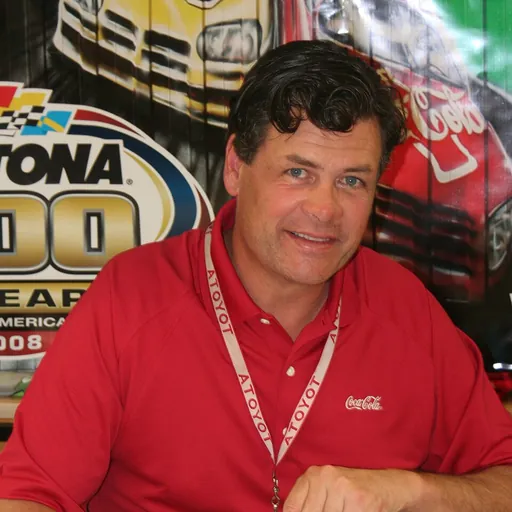 Portrait of Michael Waltrip