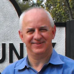 Portrait of Jim Hodges