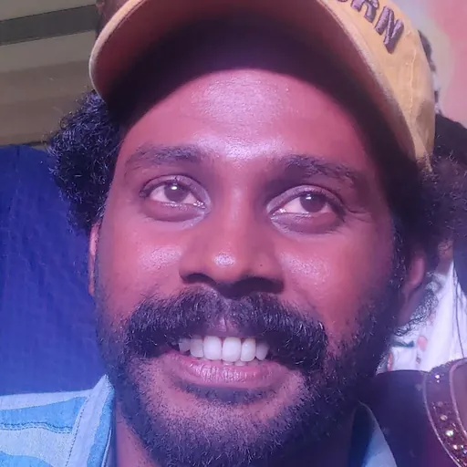 Portrait of Senthil Krishna