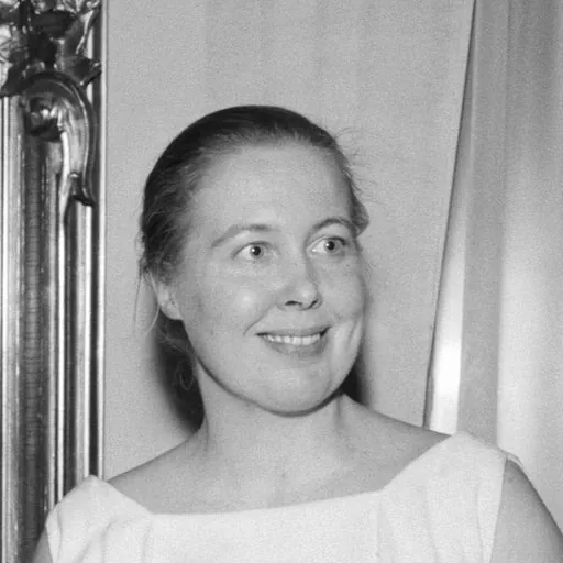 Portrait of Elissa Aalto