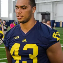 Portrait of Chris Wormley