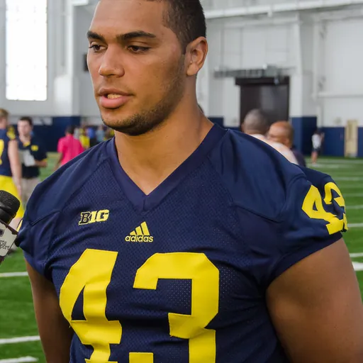 Portrait of Chris Wormley