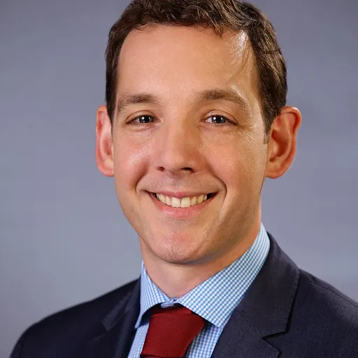 Portrait of Steve Dimopoulos