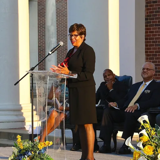 Portrait of Cynthia Warrick