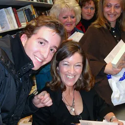 Portrait of Victoria Hislop