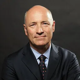 Portrait of Martin Weiss