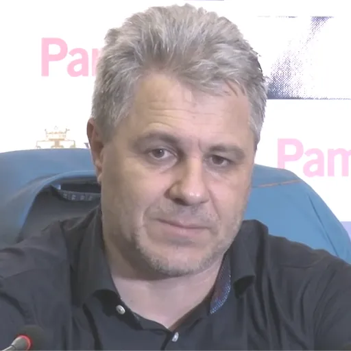 Portrait of Marius Șumudică
