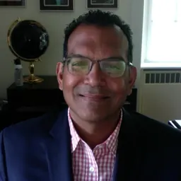 Portrait of Rajiv Ratan