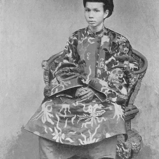 Portrait of Đồng Khánh