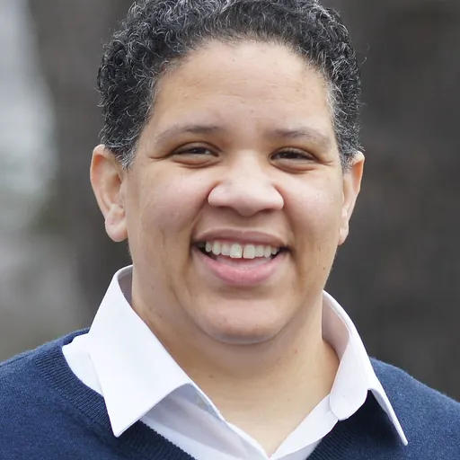 Portrait of Kerri Evelyn Harris