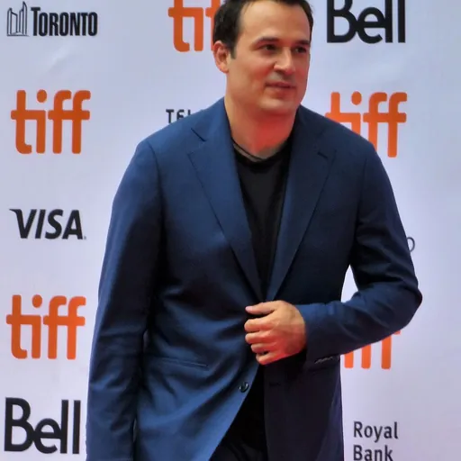 Portrait of Mark Raso