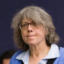 Portrait of Lainie Friedman Ross