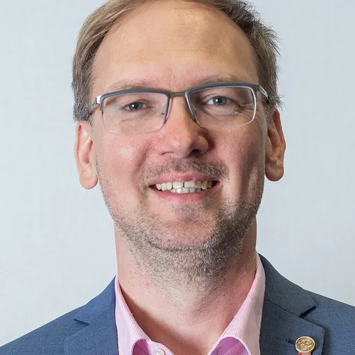 Portrait of Lars-Jörn Zimmer