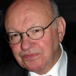 Portrait of Walter Momper