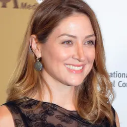 Portrait of Sasha Alexander