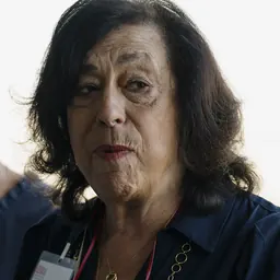 Portrait of Lynne Meadow