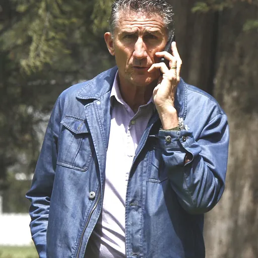 Portrait of Edgardo Bauza