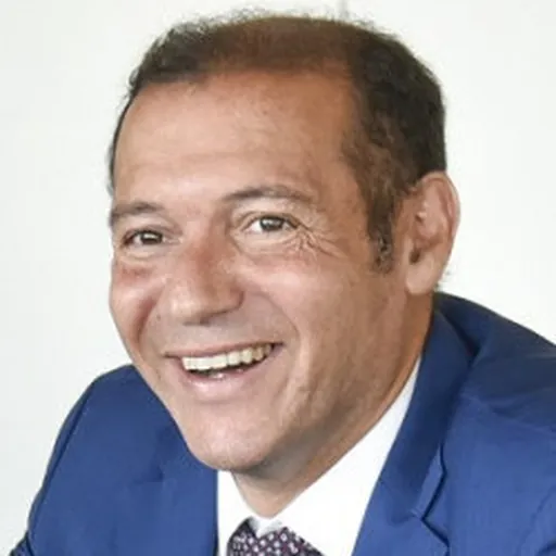 Portrait of Omar Gutiérrez