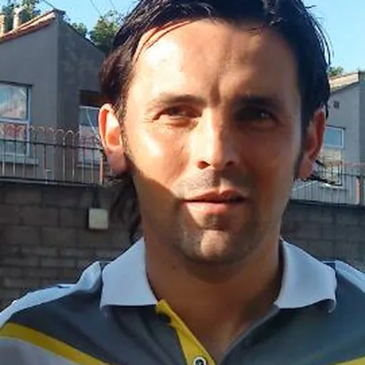 Portrait of Paul Hartley