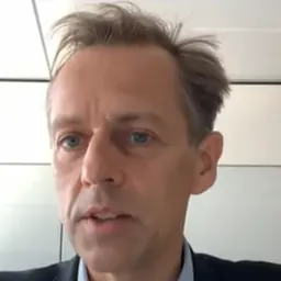 Portrait of Huw van Steenis