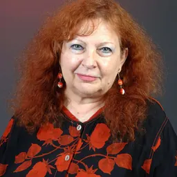 Portrait of Ruth Almog