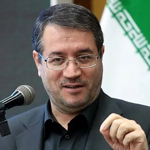 Portrait of Reza Rahmani