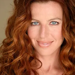 Portrait of Tanna Frederick